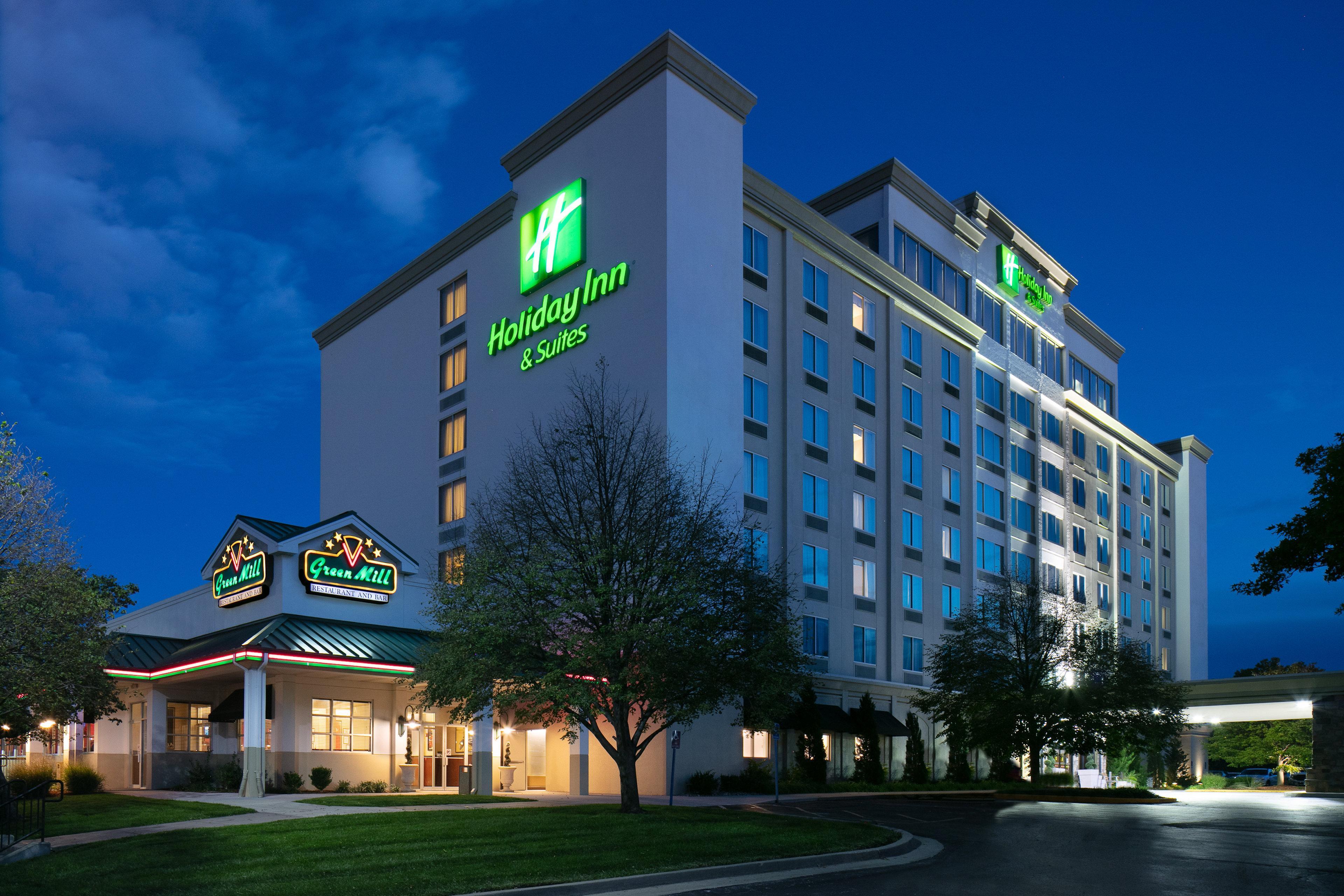 Holiday Inn Hotel & Suites Overland Park-West By Ihg Exterior foto