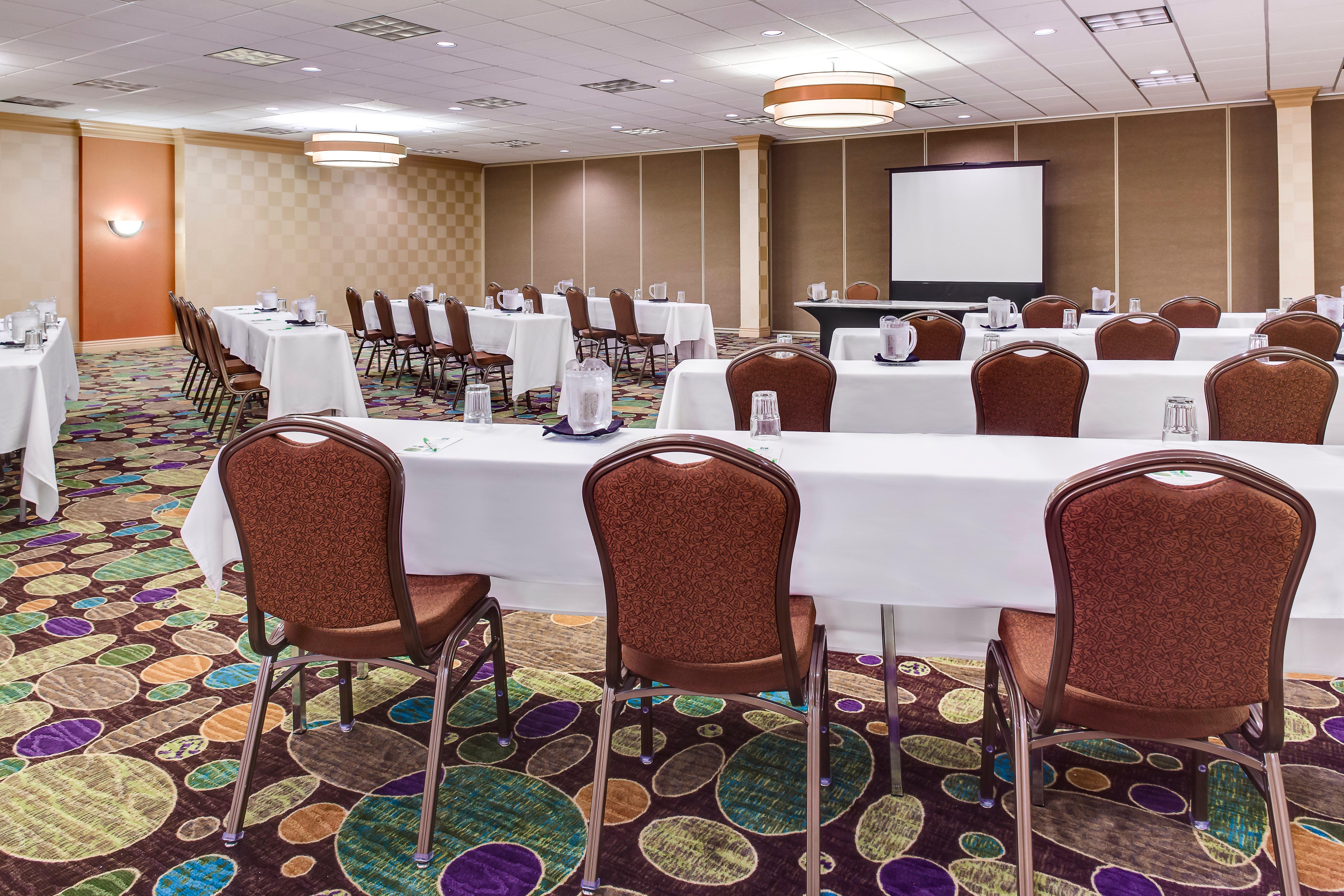 Holiday Inn Hotel & Suites Overland Park-West By Ihg Exterior foto