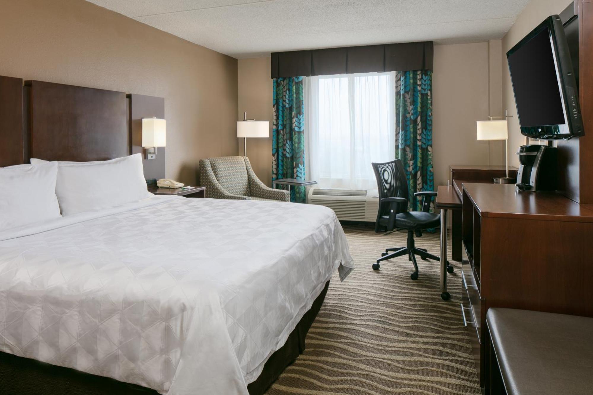 Holiday Inn Hotel & Suites Overland Park-West By Ihg Exterior foto