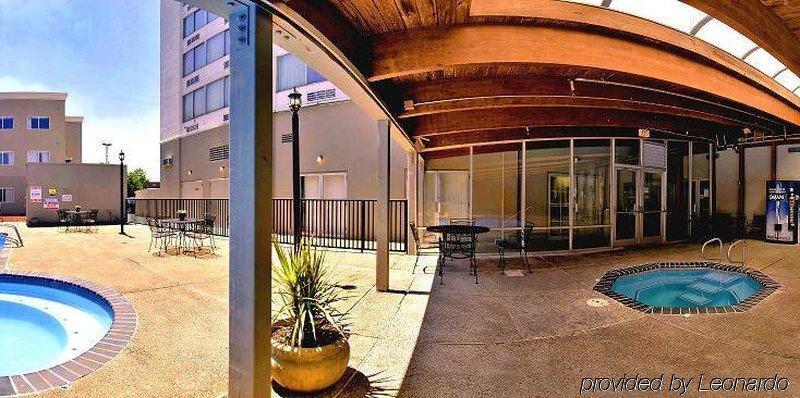 Holiday Inn Hotel & Suites Overland Park-West By Ihg Einrichtungen foto